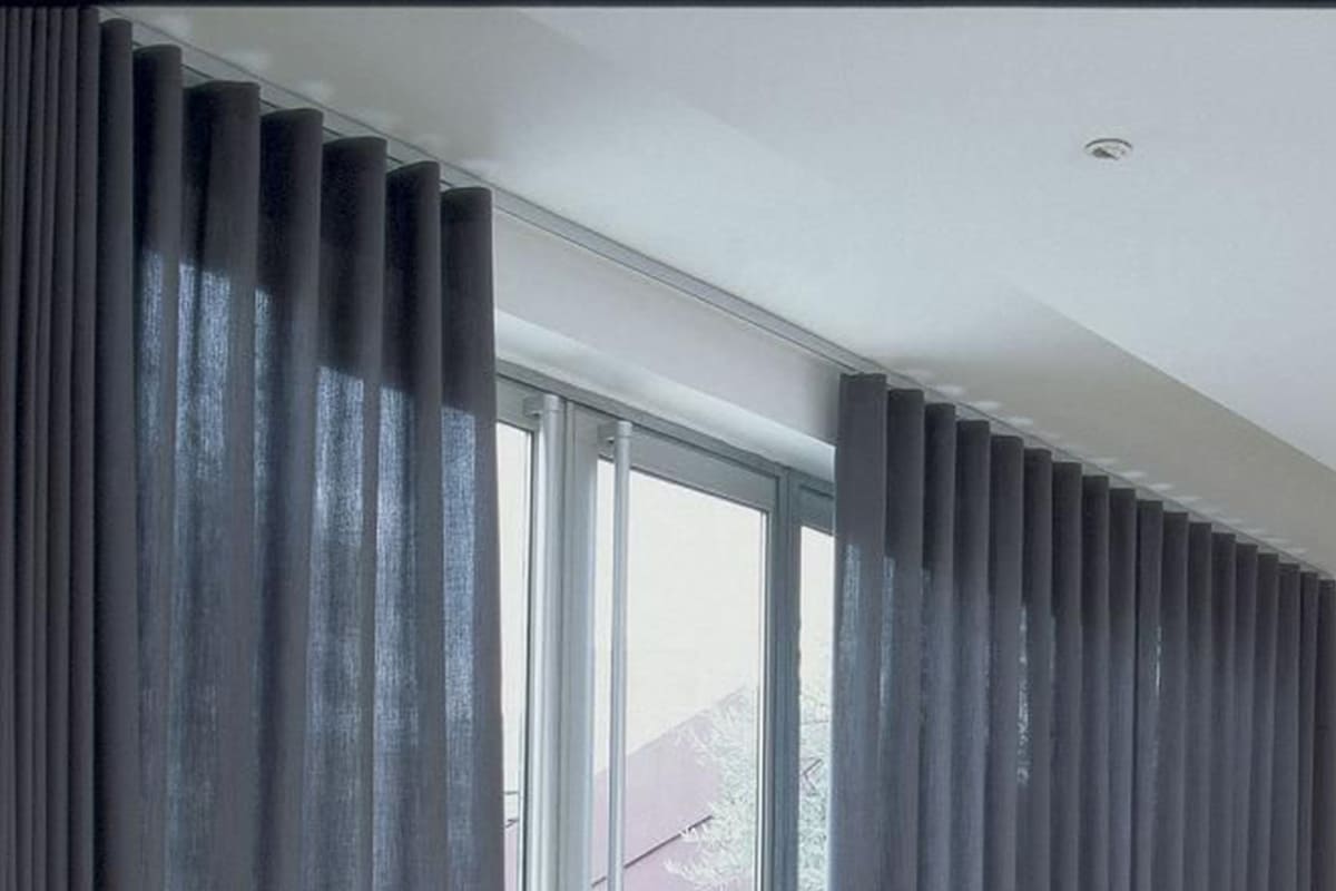 Vertical blind surabaya